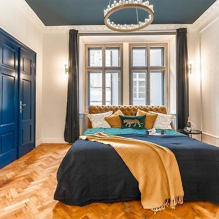 Charles Bridge Suite By Riverside Prague Exterior photo